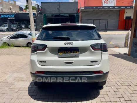 COMPASS LONG. T270 1.3 TB 4x2 Flex Aut.