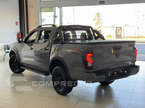Frontier 2.3 16V PRO4X CABINE DUPLA 4X4 BI-TURBO DIESEL AUTO