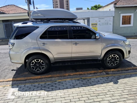 Hilux SW4 2.7 16V 4P FLEX SR 7 LUGARES AUTOMÁTICO