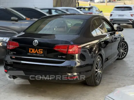 JETTA 2.0 TSI HIGHLINE 211CV GASOLINA 4P TIPTRONIC
