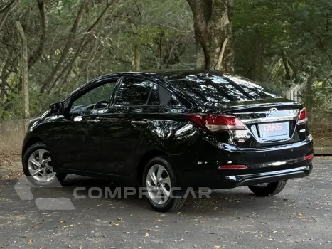 HB20S 1.6 COMFORT PLUS 16V FLEX 4P AUTOMÁTICO