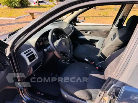 Palio ELX 1.4 Fire/30 Anos F. Flex 8V 4p