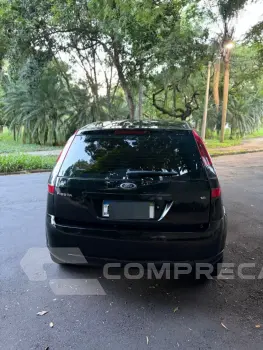 FIESTA 1.6 MPI Class Hatch 8V
