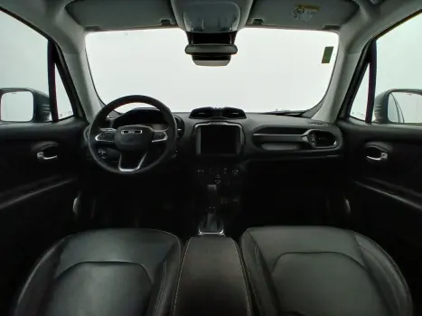 RENEGADE 1.3 T270 TURBO FLEX LONGITUDE AT6