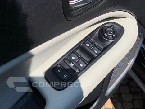 Compass 2.0 16V Flex Longitude Automático