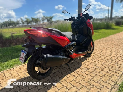 XMAX 250
