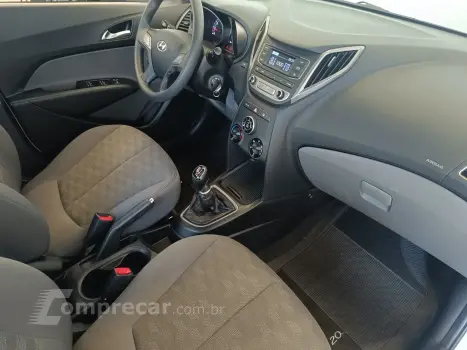 HB20S 1.6 COMFORT PLUS 16V 4P MANUAL