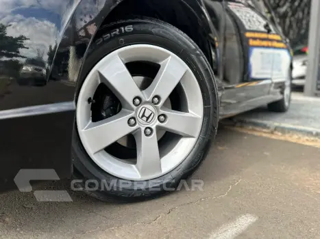 CIVIC 1.8 LXS 16V GASOLINA 4P MANUAL