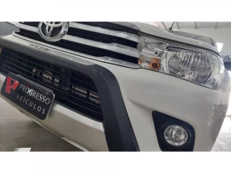 HILUX - 2.7 SRV 4X4 CD 16V 4P AUTOMÁTICO