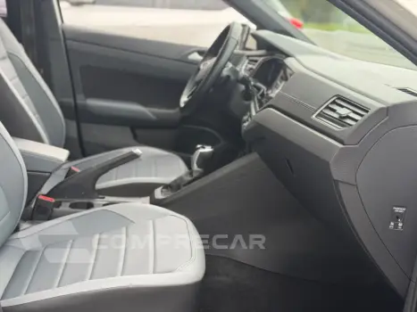 Nivus Highline 1.0 200 TSI Flex Aut.