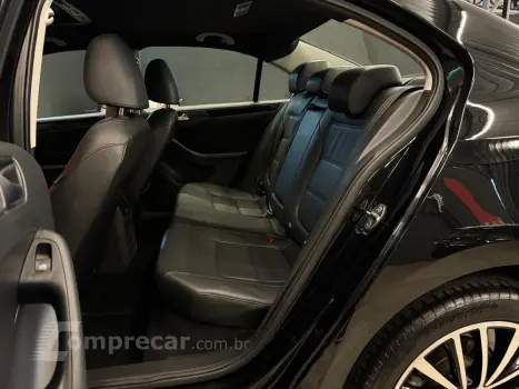 Jetta 2.0 Comfortline Flex 4P Tiptronic