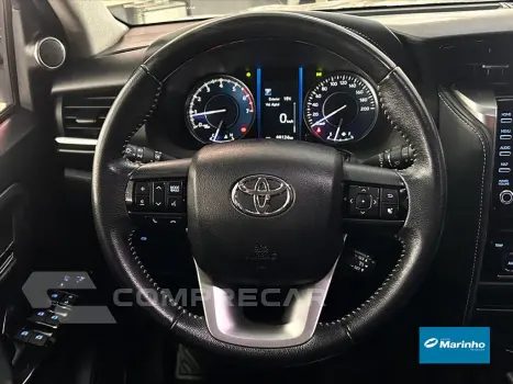 HILUX SW4 2.7 VVT-i FLEX SRV 7L 4X2 AUTOMÁTICO