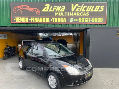 FIESTA 1.6 MPI Class Hatch 8V