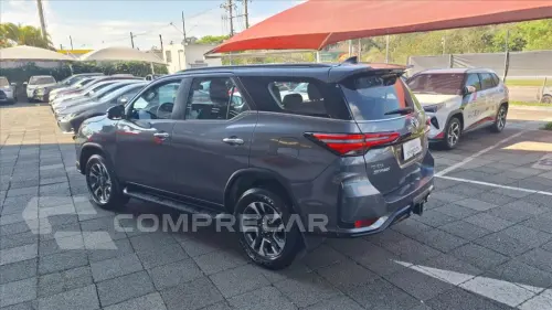HILUX SW4 2.8 D-4D TURBO DIESEL SRX PLATINUM 7L 4