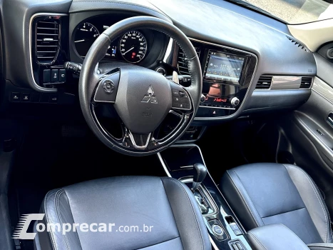 OUTLANDER 3.0 MIVEC V6 GASOLINA HPE-S AWD AUTOMÁTICO