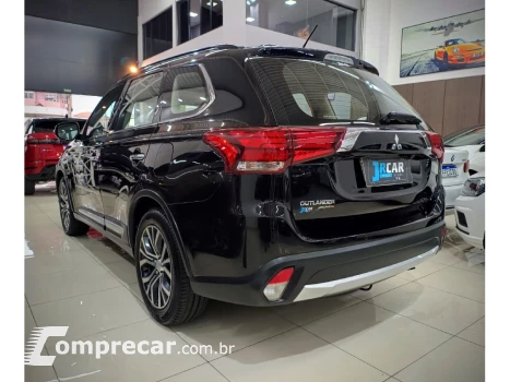 OUTLANDER 3.0 GT 4X4 V6 24V GASOLINA 4P AUTOMATICO