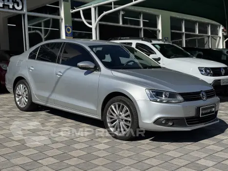 JETTA Highline 2.0 TSI 16V 4p Tiptronic