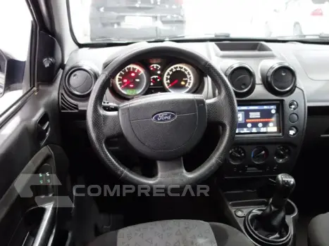 FIESTA SEDAN - 1.0 ROCAM SEDAN 8V 4P MANUAL