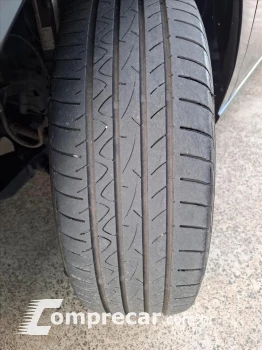 ONIX 1.0 Turbo Plus Premier