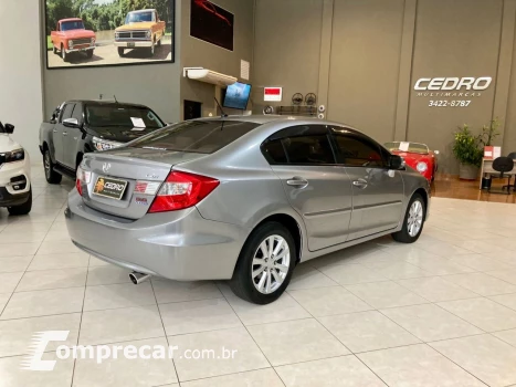 Civic 2.0 16V 4P FLEX LXR AUTOMÁTICO