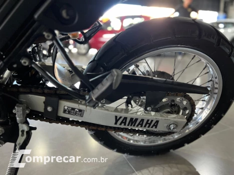XTZ 250 TÉNÉRÉ