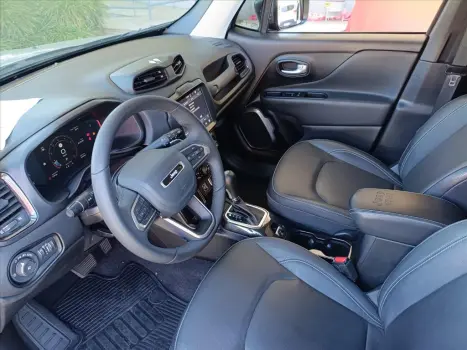 RENEGADE 1.3 T270 TURBO FLEX LONGITUDE AT6