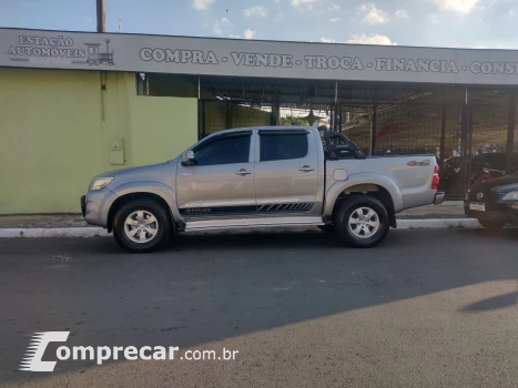 HILUX 2.7 SRV 4X2 CD 16V