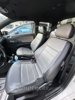 SAVEIRO 1.6 Cross CD 16V