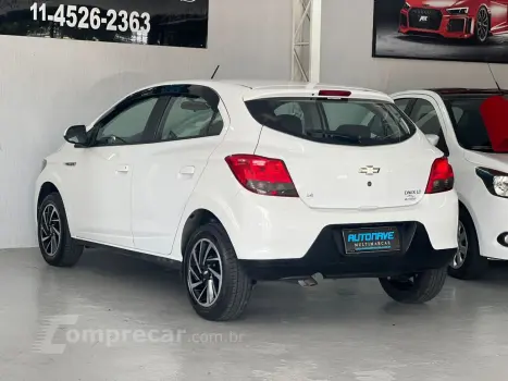 Onix Hatch 1.4 4P FLEX LT