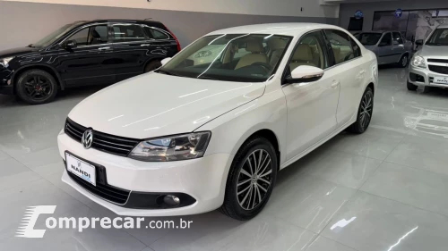 JETTA Highline 2.0 TSI 16V 4p Tiptronic