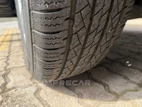 JOURNEY - 2.7 SXT V6 4P AUTOMÁTICO