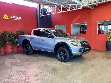 L200 TRITON 2.4 16V TURBO DIESEL OUTDOOR GLS CD 4X4 AUTOMÁTI