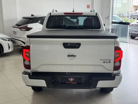 Frontier 2.3 16V PLATINUM CABINE DUPLA 4X4 BI-TURBO DIESEL A