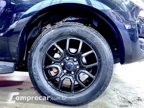 RANGER 2.2 BLACK 4X2 CD 16V DIESEL 4P AUTOMÁTICO