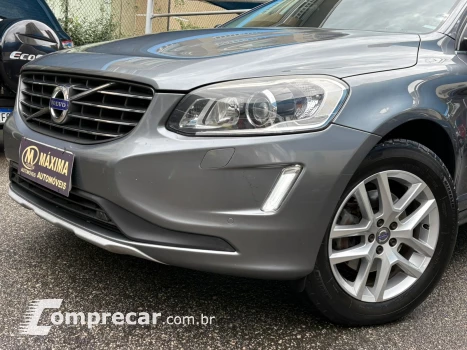 XC60 2.4 D5 Momentum AWD