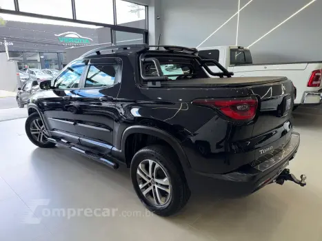 TORO 2.0 16V Turbo Freedom 4WD AT9