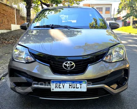 ETIOS 1.5 X Plus 16V