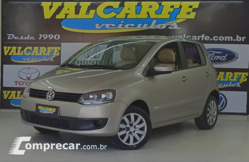 Volkswagen FOX 1.6 MI Trendline 8V 4 portas