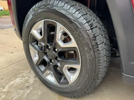 Compass 2.0 16V Diesel Trailhawk 4X4 Automático