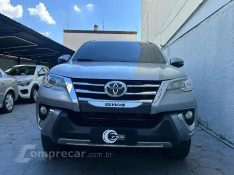 HILUX SW4 2.7 SRV 7 LUGARES 4X2 16V FLEX 4P AUTOMÁTICO