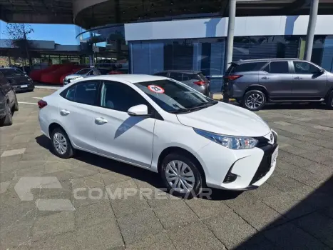 YARIS 1.5 16V FLEX SEDAN XL LIVE MULTIDRIVE