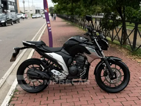 FZ25 FAZER