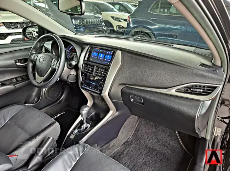 YARIS 1.5 16V Sedan XS Connect