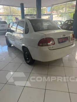 CLASSIC 1.0 MPFI Sedan 8V