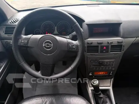 VECTRA HATCH 4P GT-X