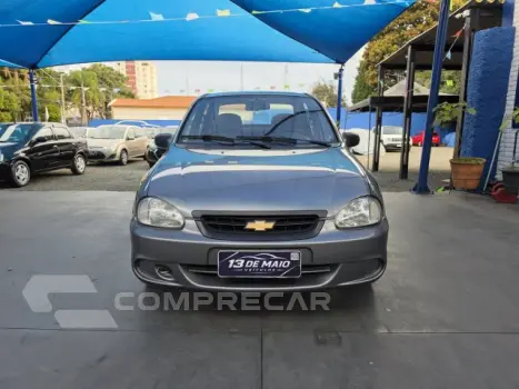 CLASSIC - 1.0 MPFI VHCE 8V 4P MANUAL