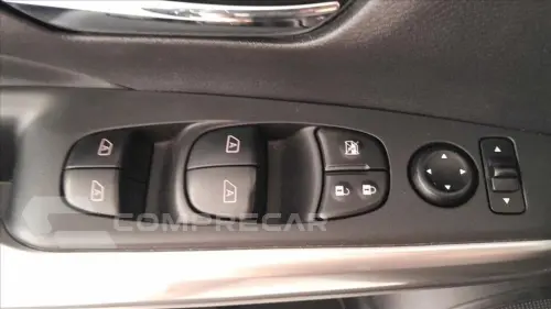 KICKS PLAY 1.6 16V FLEXSTART ADVANCE PLUS XTRONIC