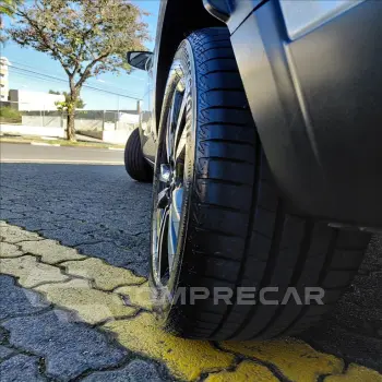 KICKS PLAY 1.6 16V FLEXSTART SENSE XTRONIC