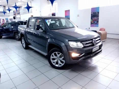 Volkswagen AMAROK 3.0 V6 TDI DIESEL HIGHLINE CD 4MOTION AUTOMÁTICO 4 portas