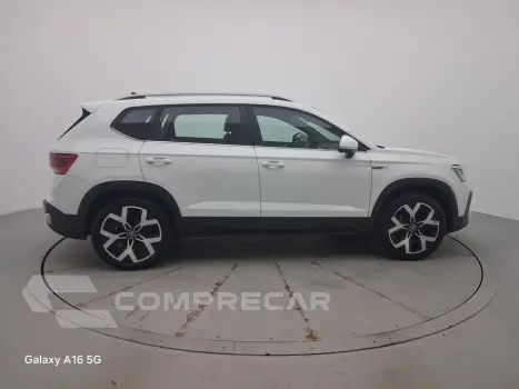 TAOS 1.4 250 TSI TOTAL FLEX HIGHLINE AUTOMÁTICO